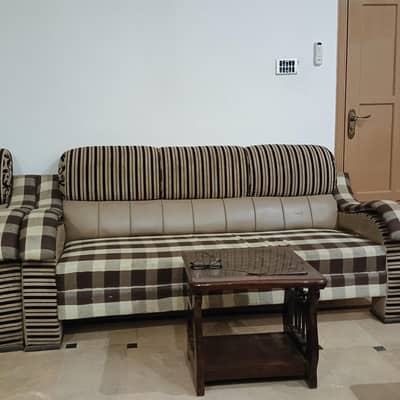 Crown Sofa Set