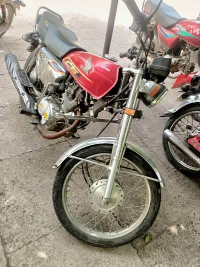 Honda 125 Self