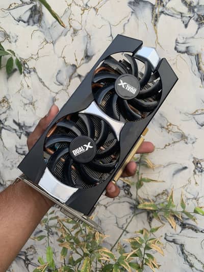 R9 270X 4GB GDDR5