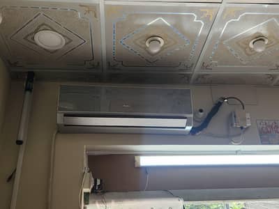 gree 1 ton non inverter