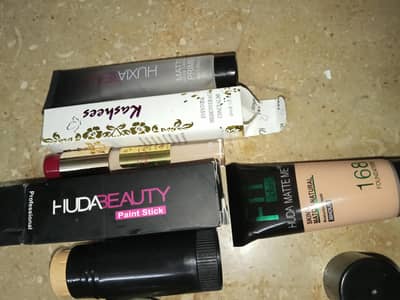 Huda beauty stick. Huda beauty handi Base. primer. concelor. Fitmefundtio