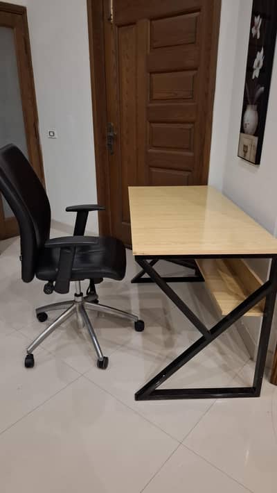 office table and chair for sale