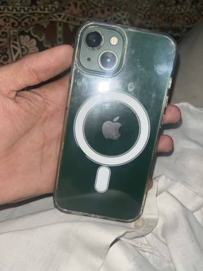 Apple iPhone 13