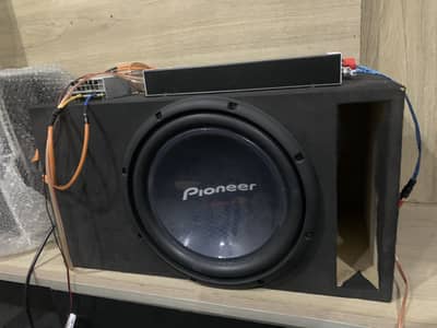 Pioneer subwoofer with amplifier and supply