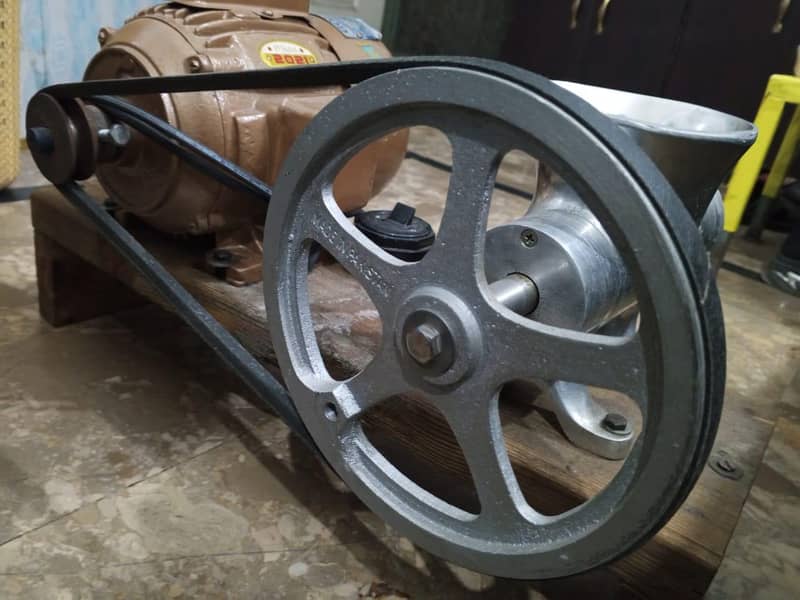 Qeema Machine 1