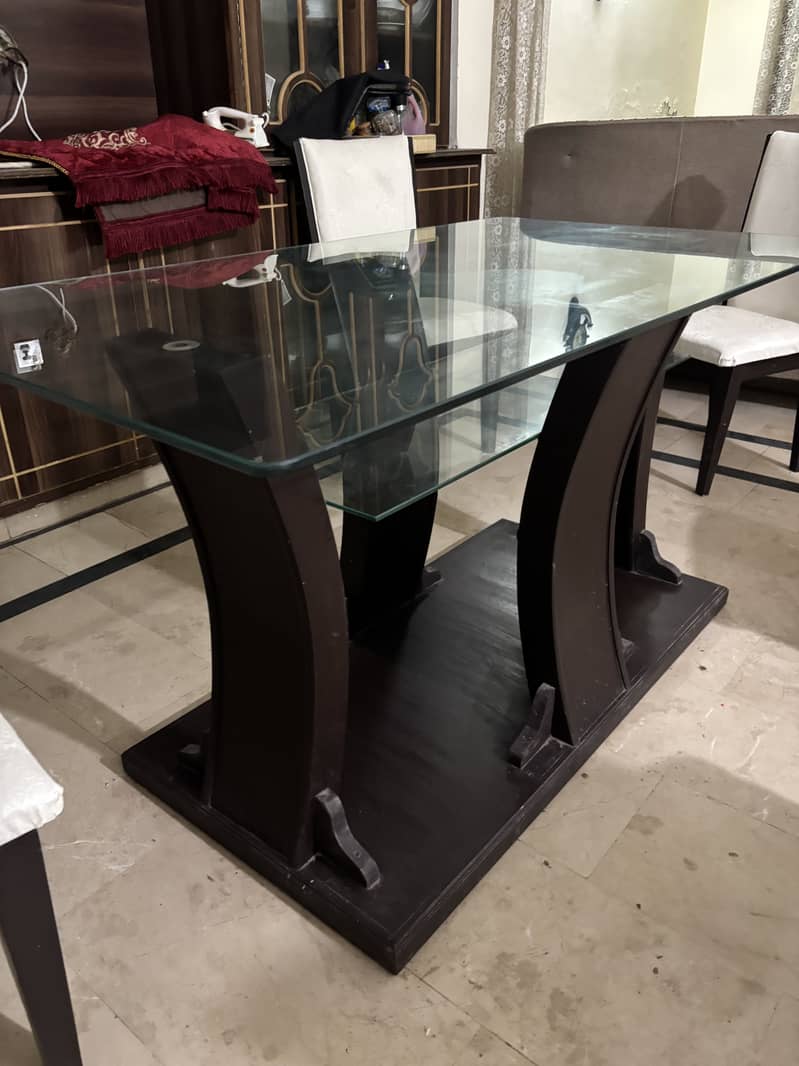 Dinning Table 7