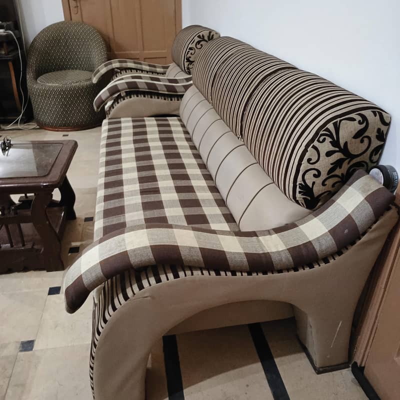 Crown Sofa Set 5