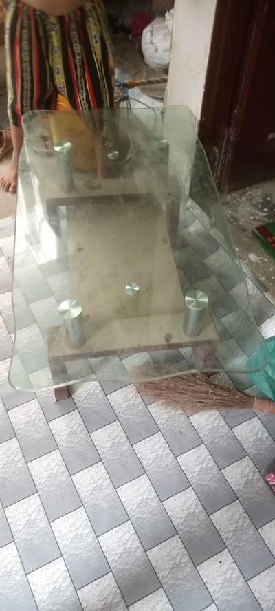 glass dine table