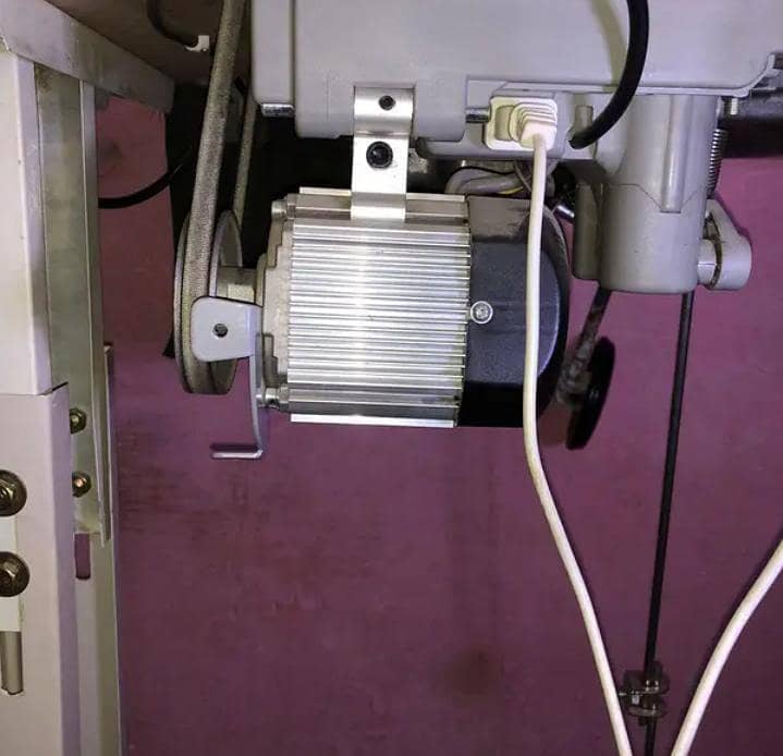 sewing machine 4