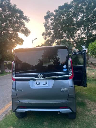 Nissan Roox 2021