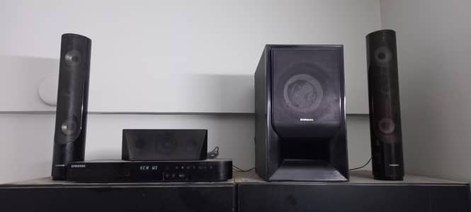 samsung speakers / home theater