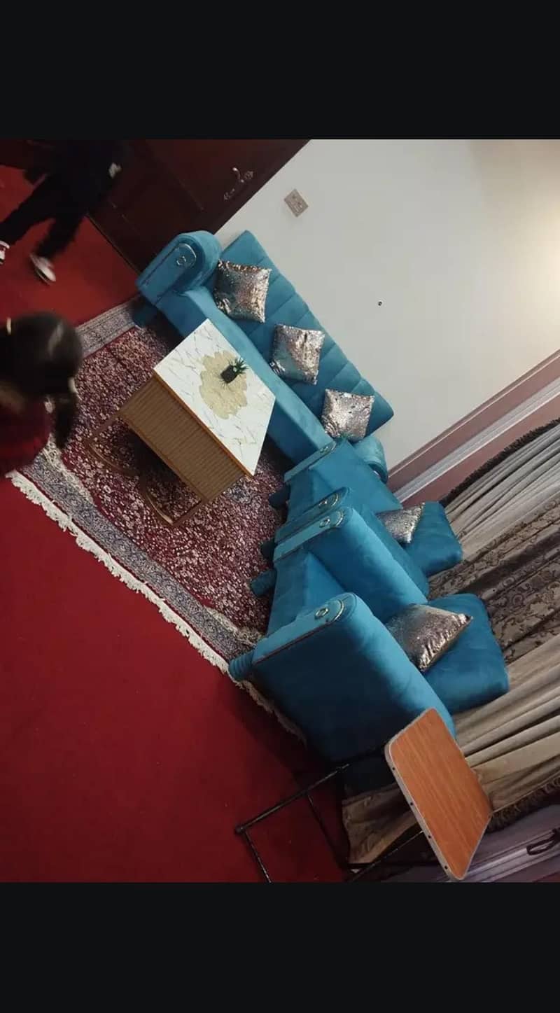 New condition sofas table not include 3