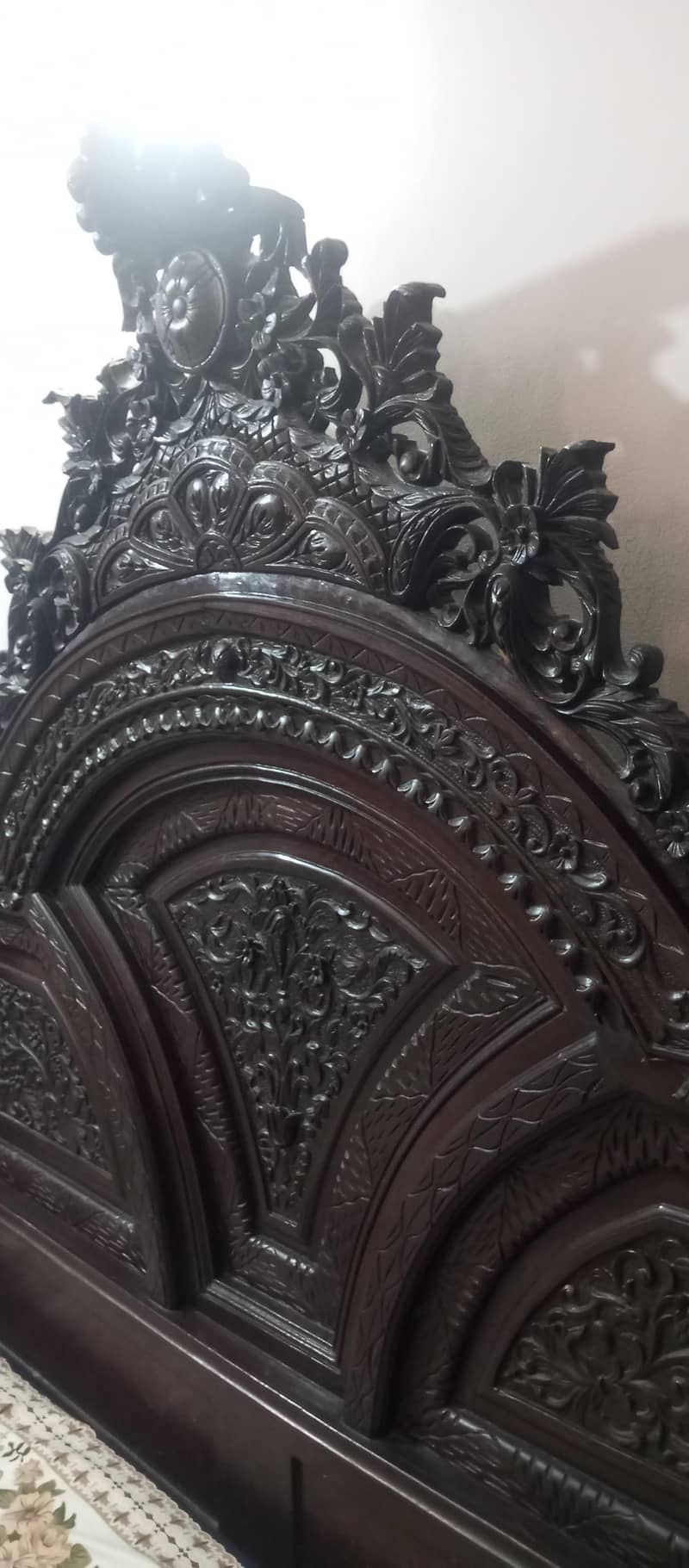 chinioti bed 1