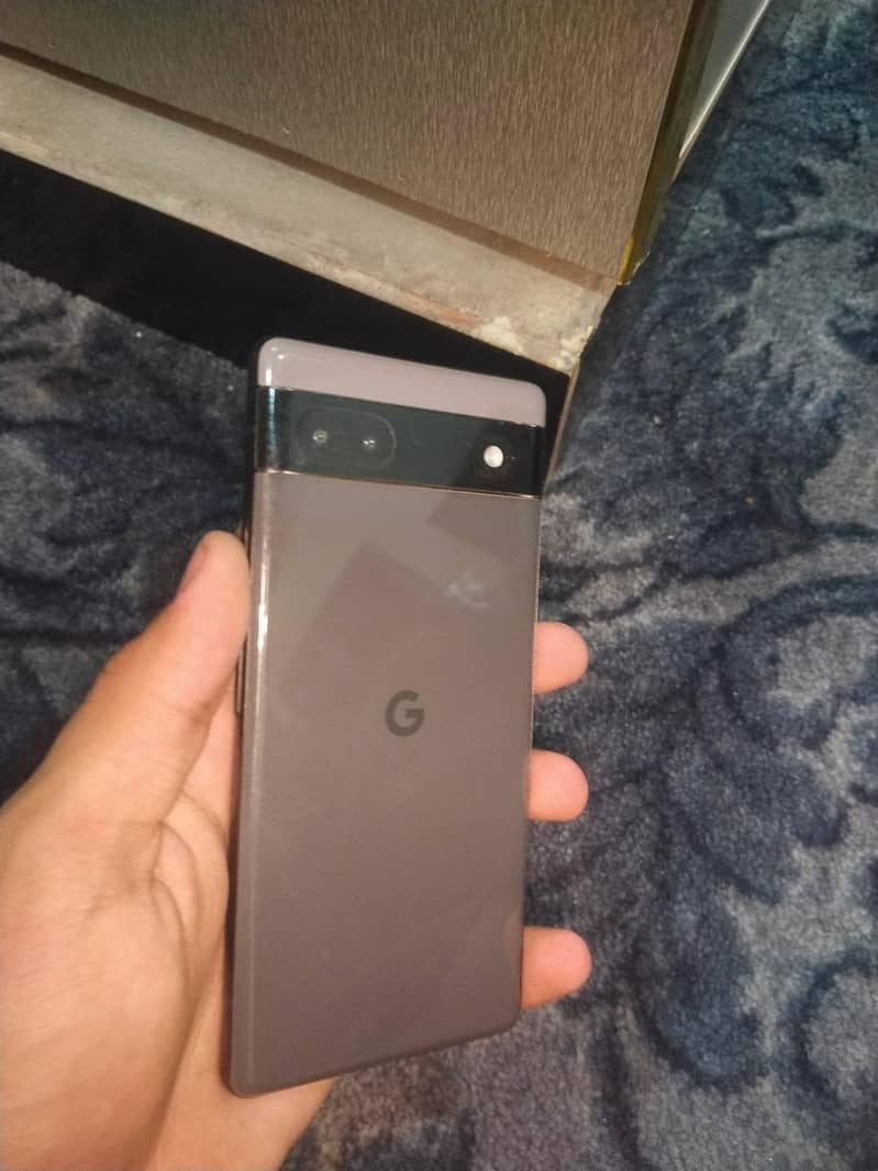 Google Pixel 6a 1