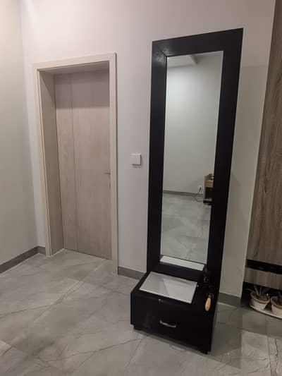 Dressing table with full length mirror