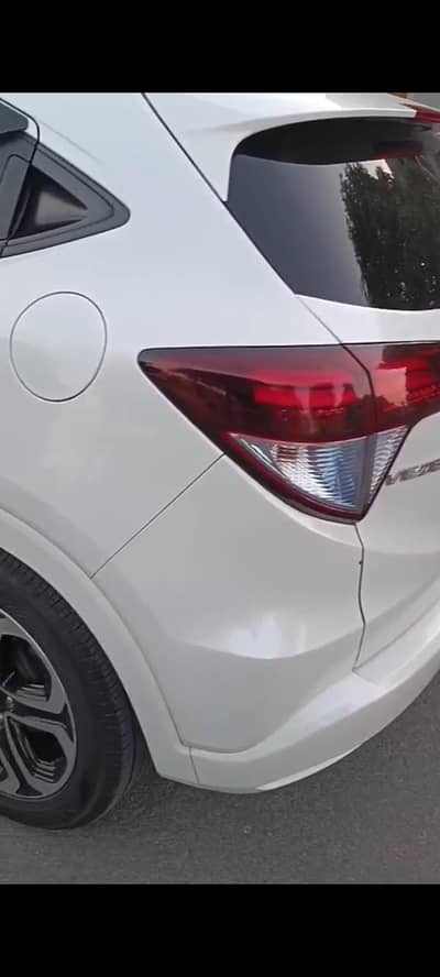 Honda Vezel 2016