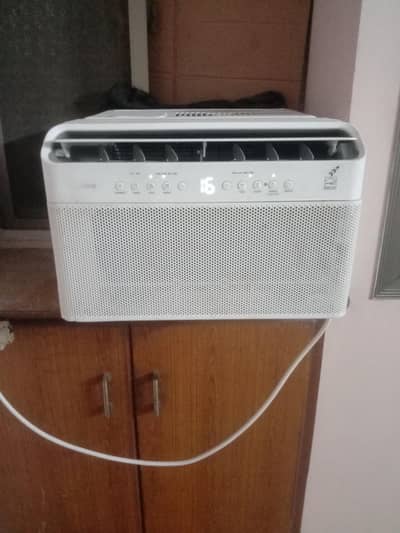 1 TON MIDEA WINDOW AC AVAILABLE URGENT SALE