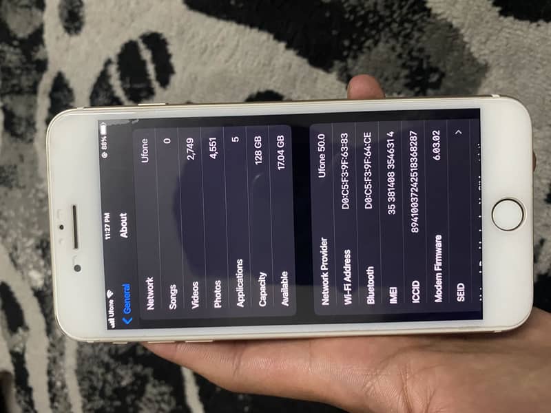 Apple iPhone 7 Plus 2