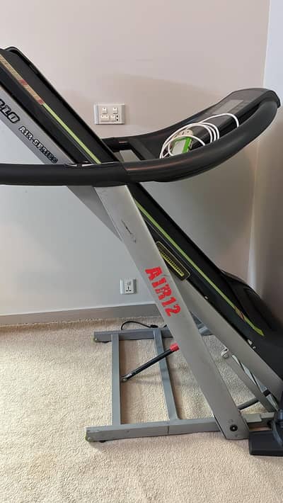 APOLLO MOTORIZED TREADMILL MODEL No AIR 12 MOTORIZED TREADMILL