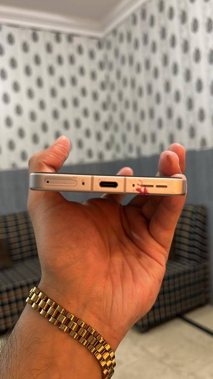 One Plus Ace 5 4