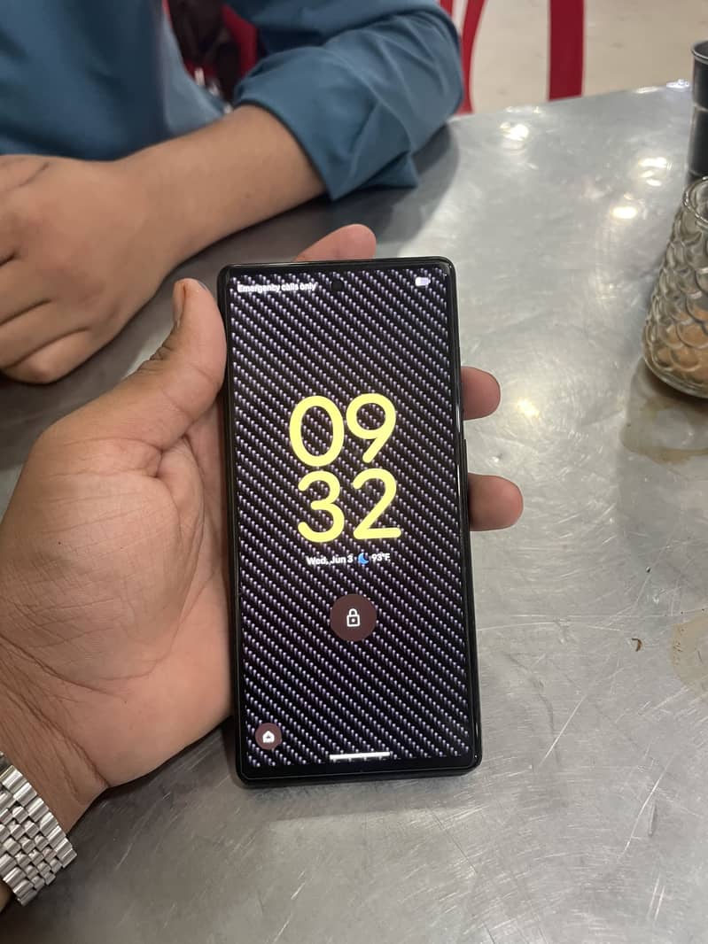 Google Pixel 6a 3