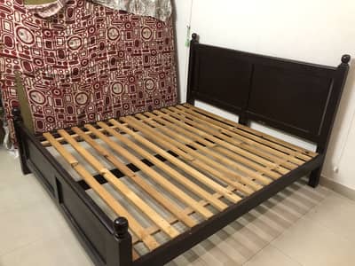 Pure wood bed