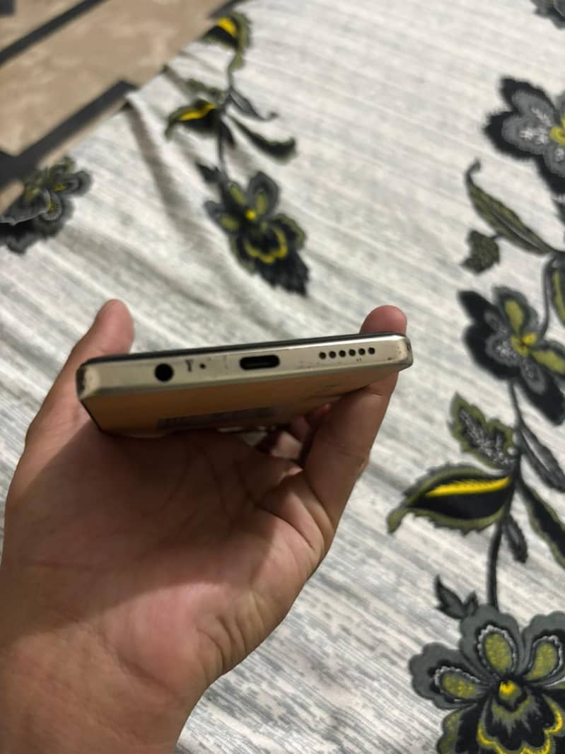 techno camon 30 4