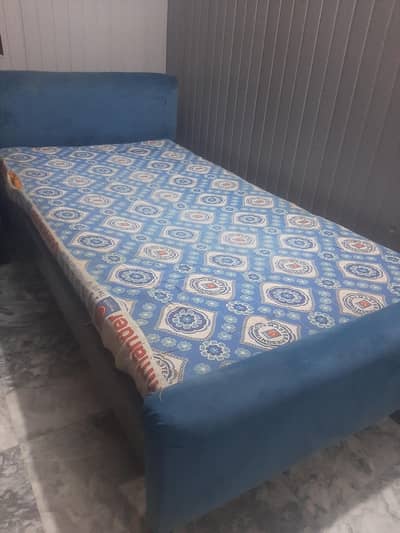 single bed with 2 seater sofa