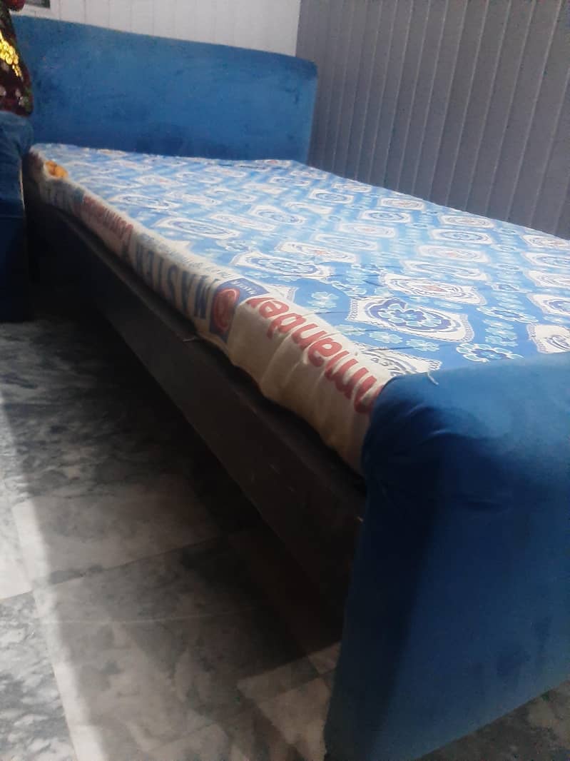 single bed 2