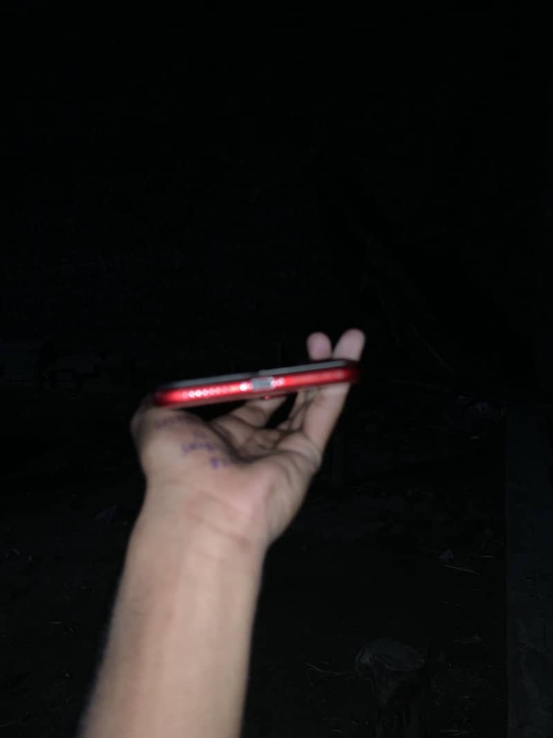 Apple iPhone 8 Plus 6