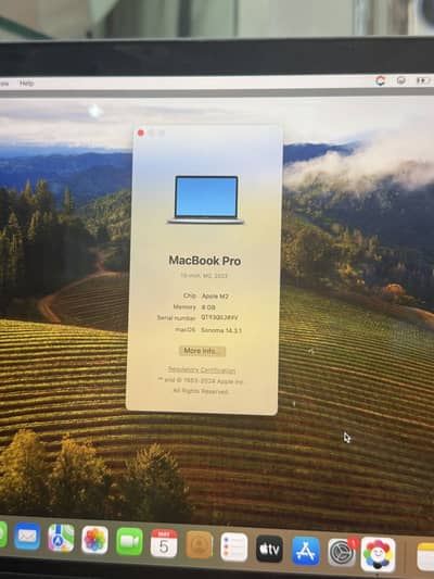 Macbook pro 13 inch 256 GB 8 GB ram
