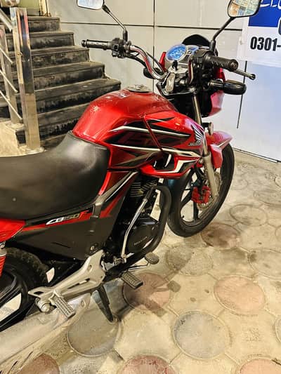 Honda CB 150F Genuine 2021 Red