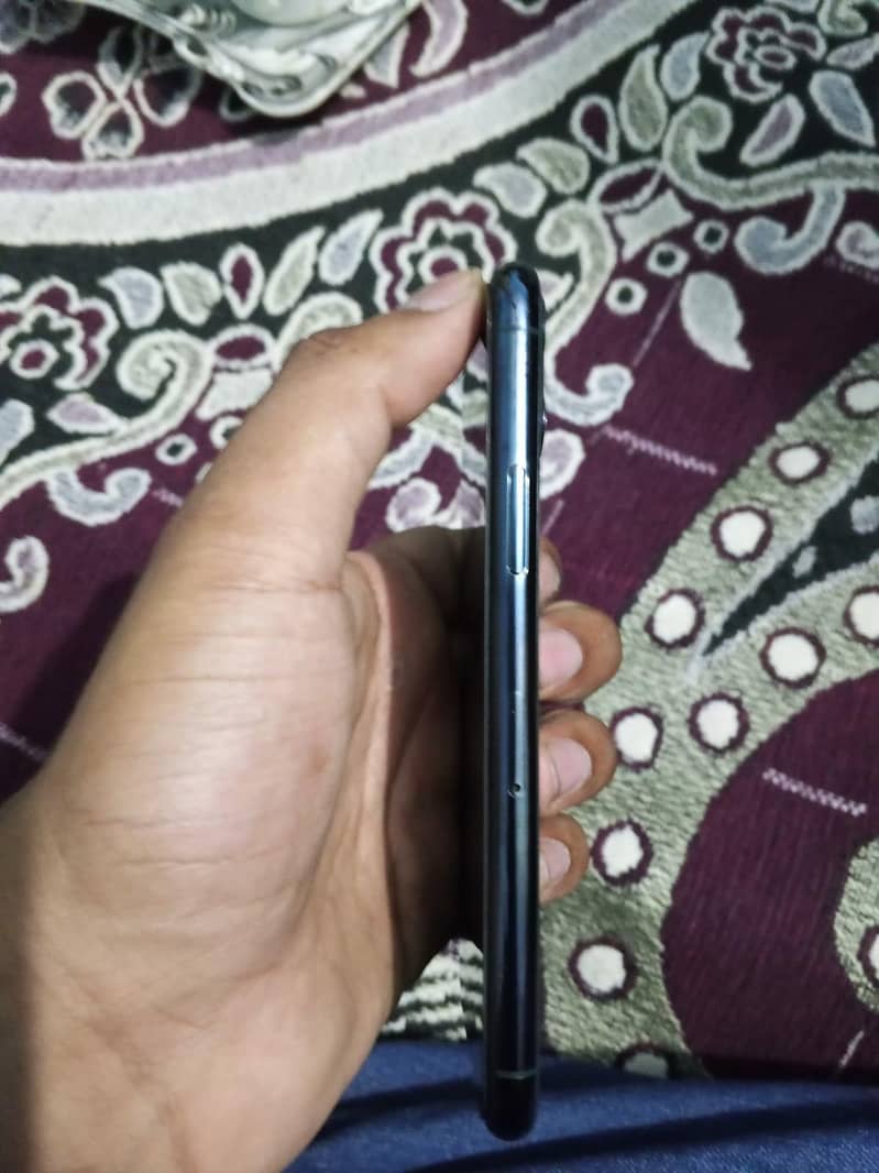 iphone 11 pro 1