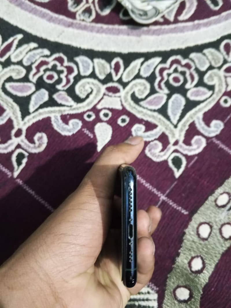 iphone 11 pro 3