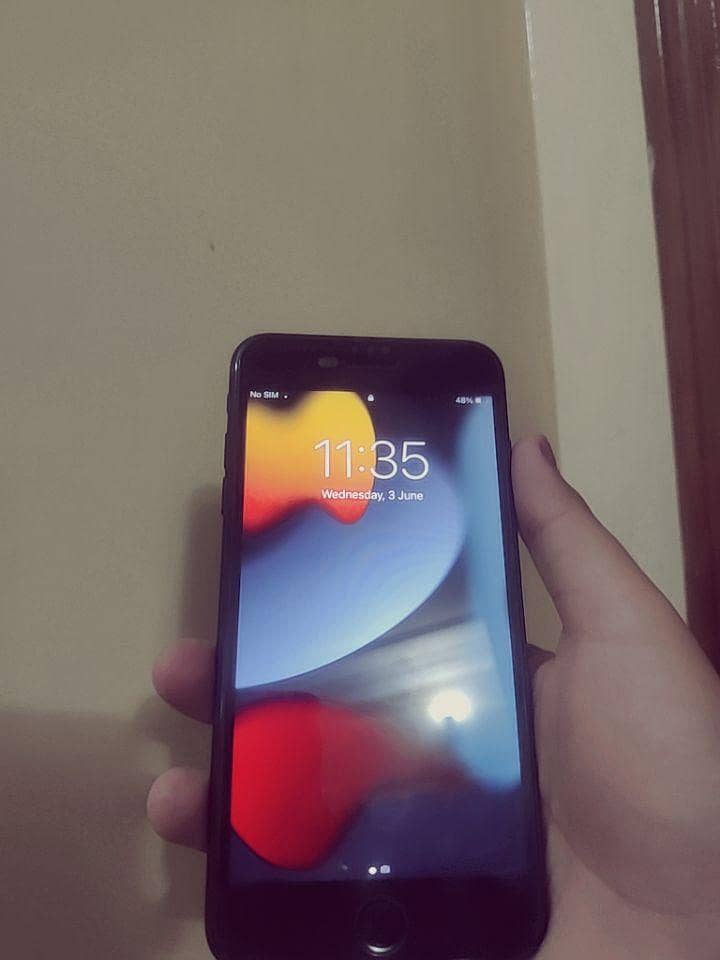 Apple iPhone 7 Plus 0