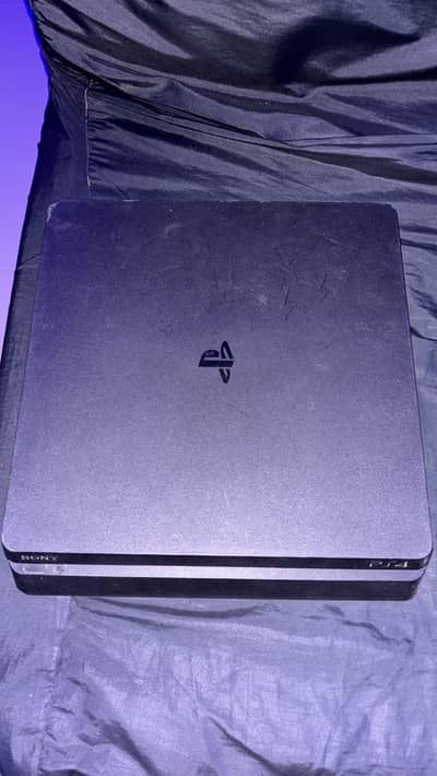 Ps 4 slim 1 Tb