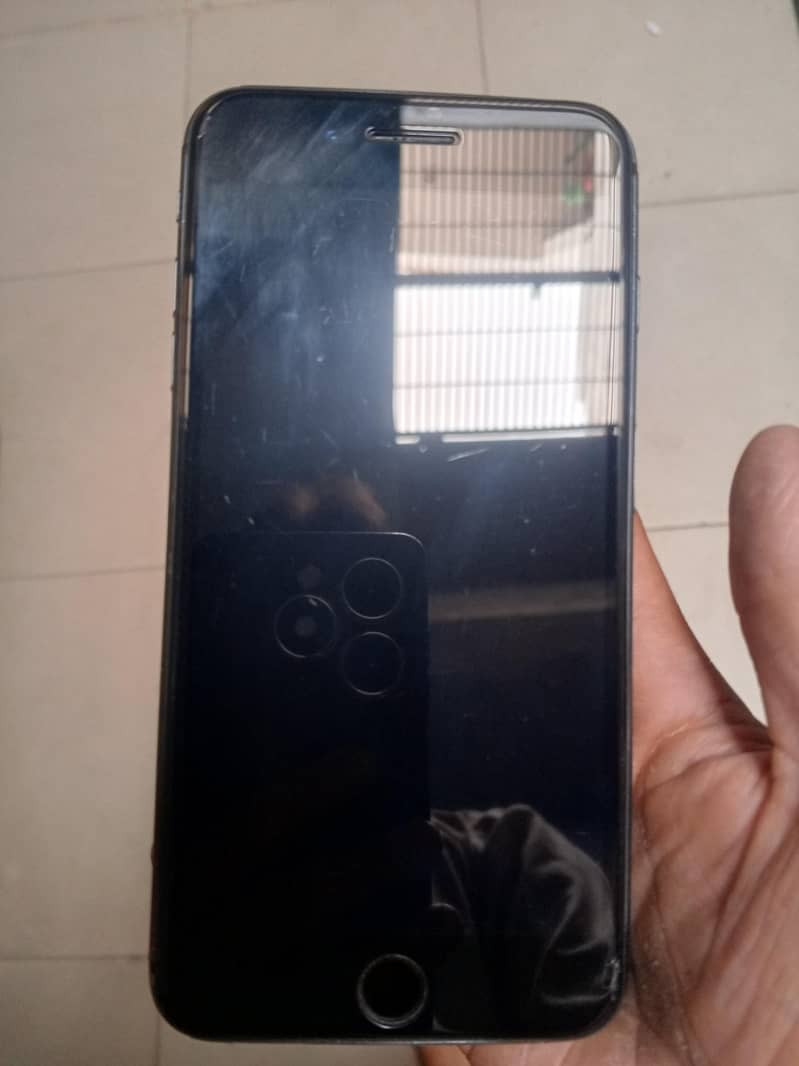 Apple iPhone 8 Plus 8