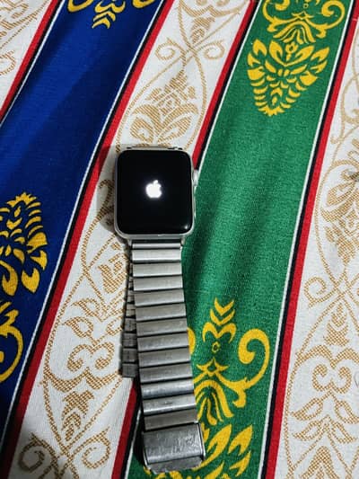 Series 3 42mm  b. h 78 All oky