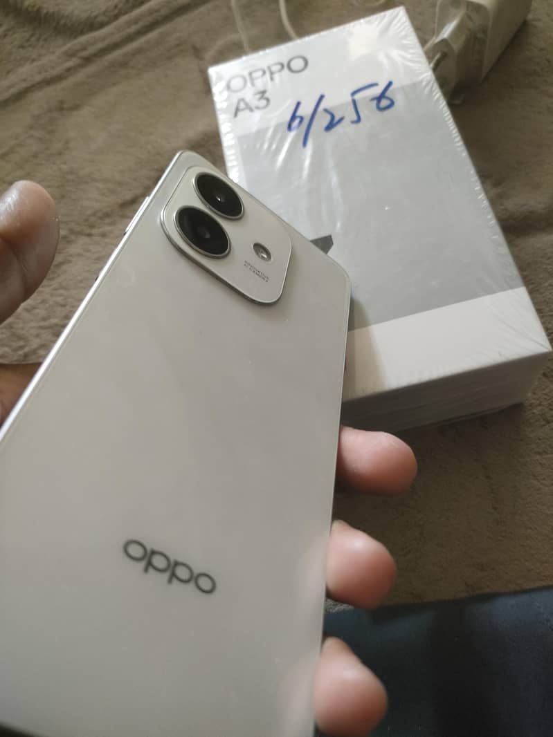 OPPO A3 3