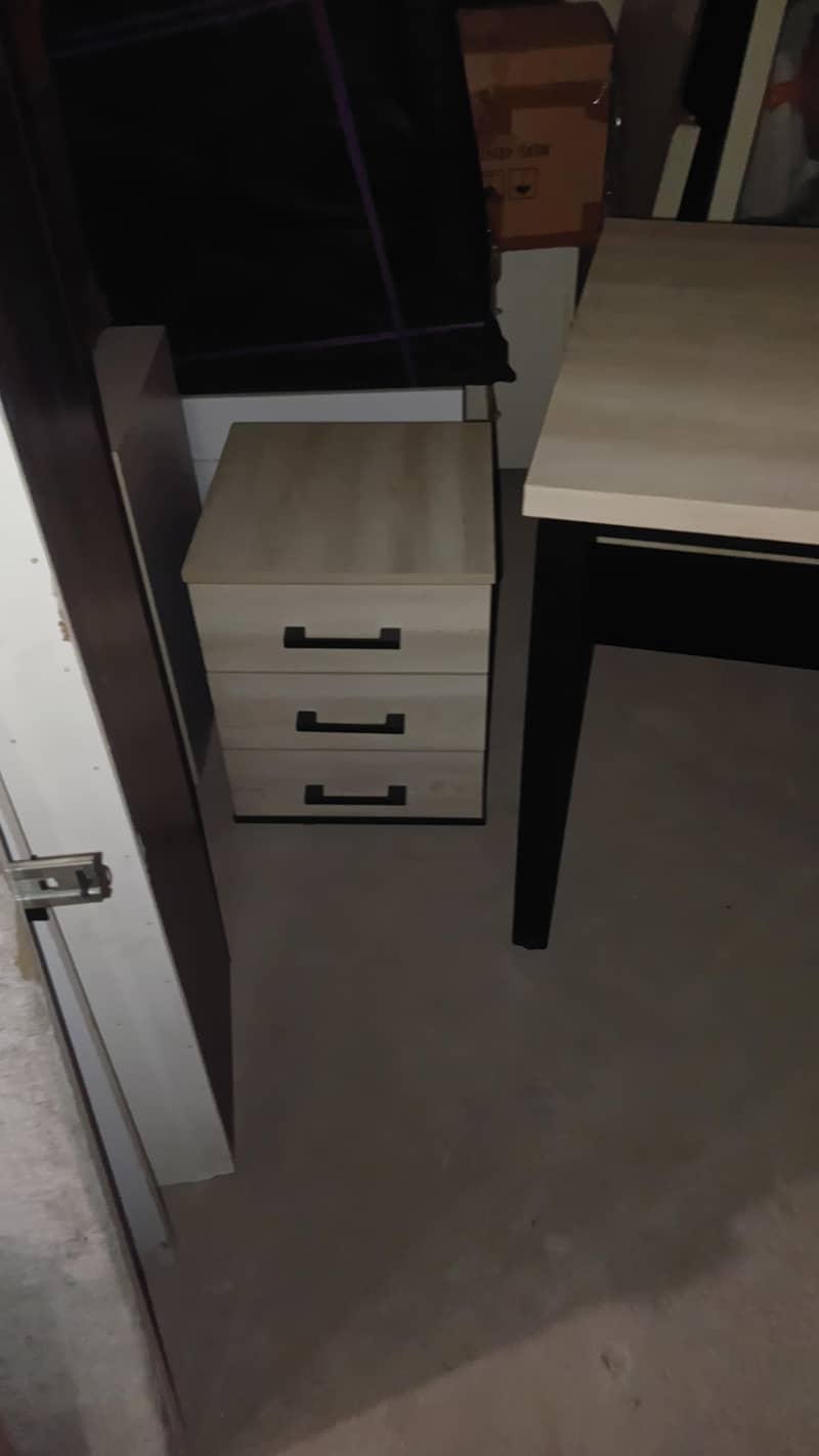 Office table 2