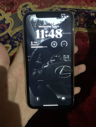 Apple iPhone XR