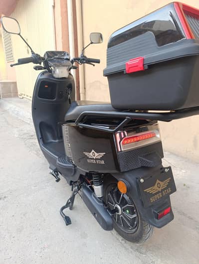 Super Star Scooty