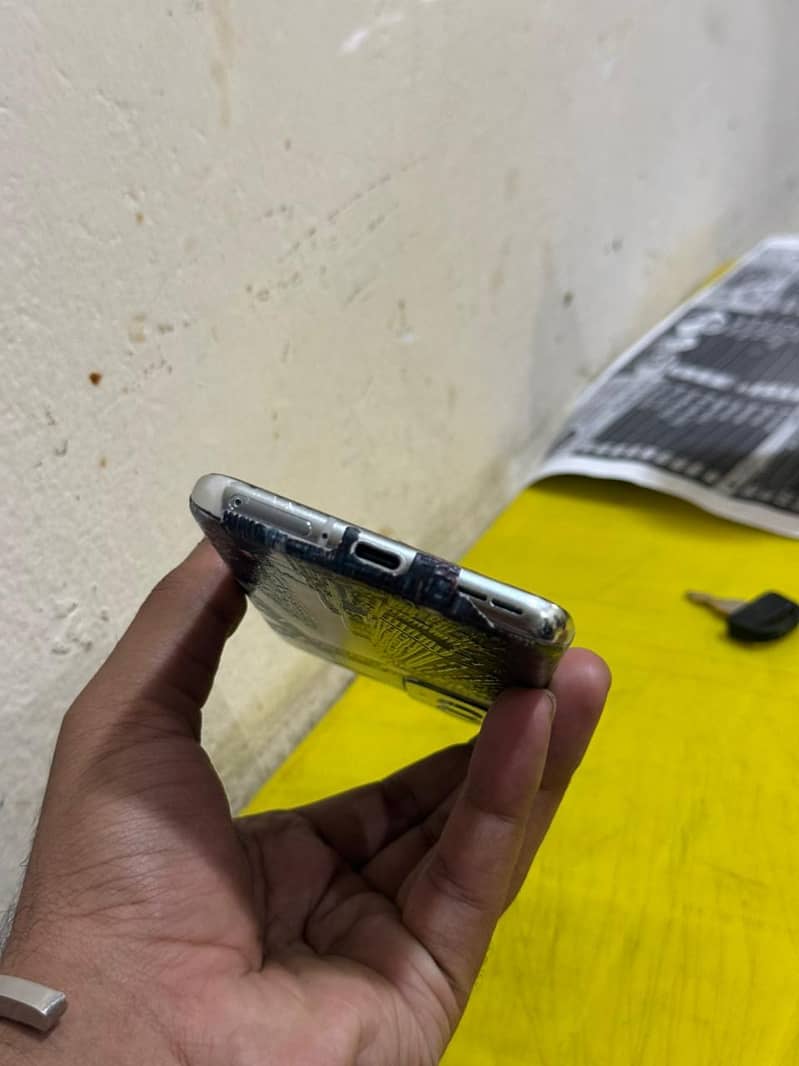 One Plus 9 Pro 3