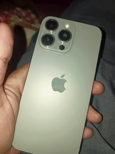 Apple iPhone 15 Pro Max with box and cable