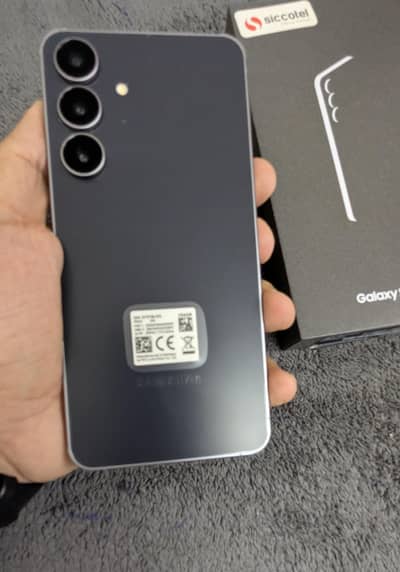 Samsung Galaxy S25 FE — Official PTA Approved 
