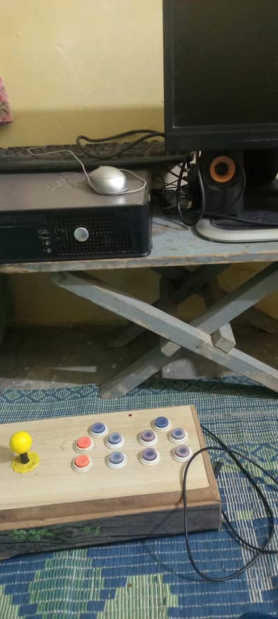 computer with play remote
