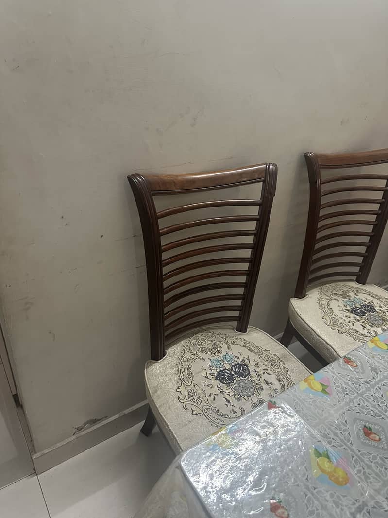 Dining table 3