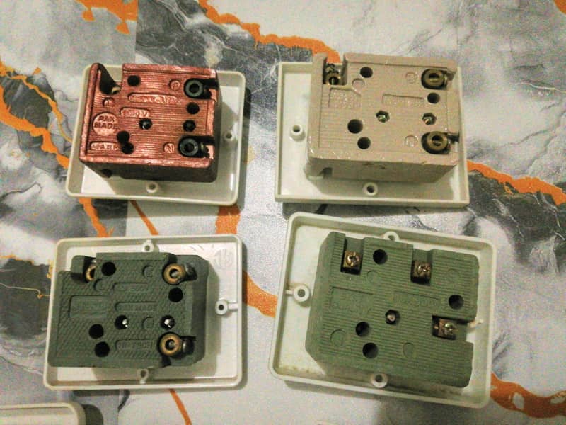 Electric difference item 4
