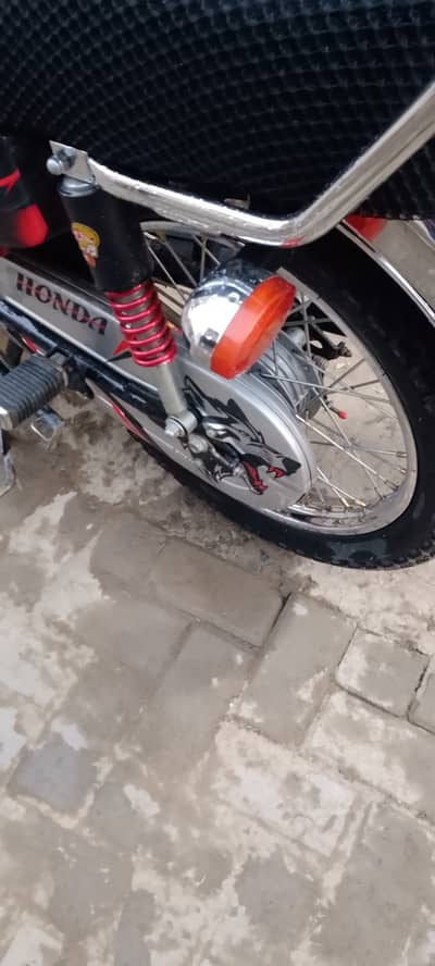 Honda CG 125 2025