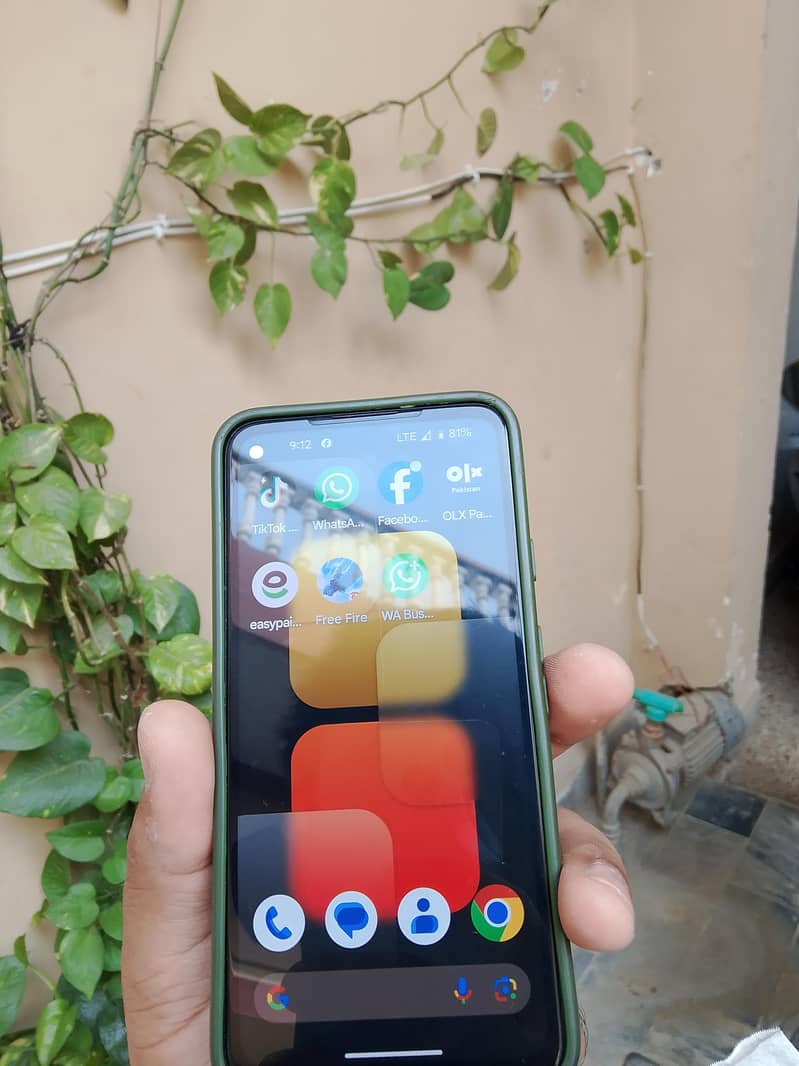Google Pixel 4 3